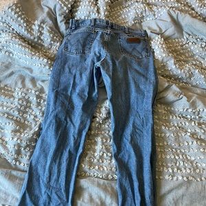 Wrangler 36 MWZ Slim Fit 33 x32